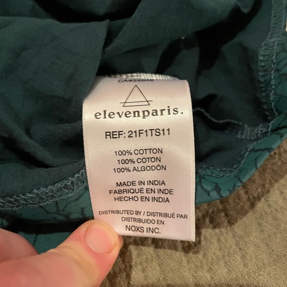 NWT Mens Small Eleven Paris "Crackle" Tee with Emerald Green Rubberized Finish - Picture 4 of 5